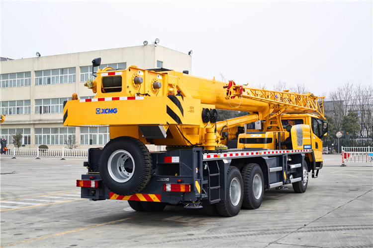 XCMG Official 25 Ton Mobile Truck Crane XCT25_M China Mobile Crane Price